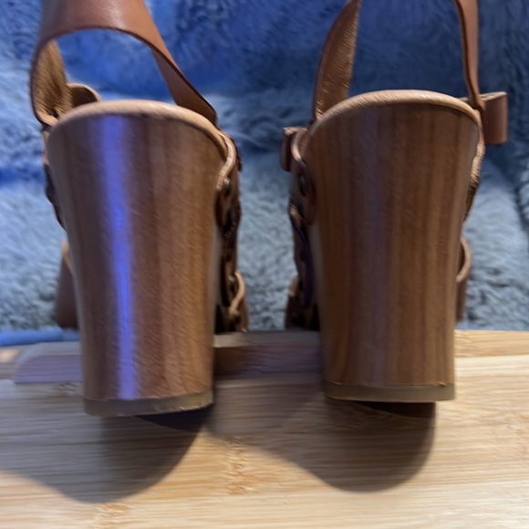 Korks Block Heel Sandals - for narrow feet - Picture 3 of 7